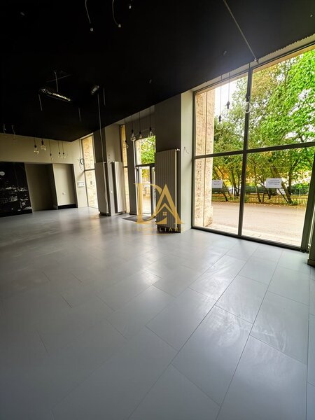 Libertatii Spatiu comercial stradal de inchiriat  Bulevardul Libertatii